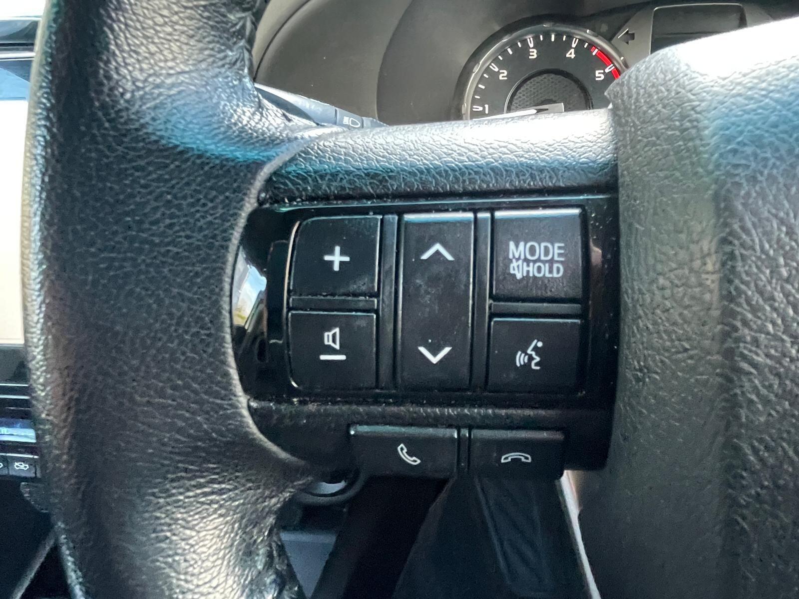 Toyota Hilux - image 18
